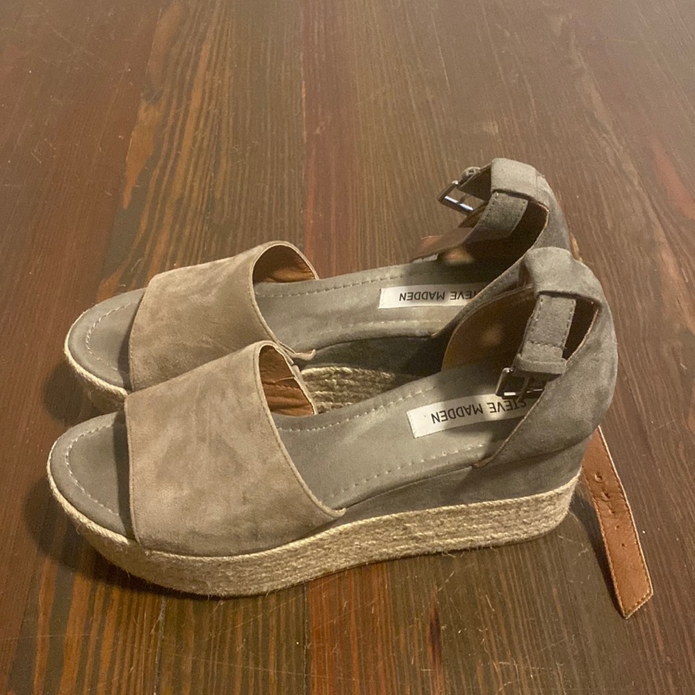 Steve Madden suede wedges
